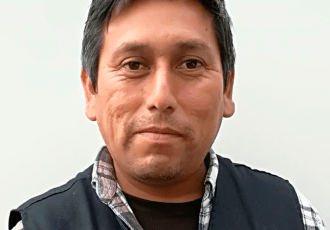 Jose Luis Quispe Ysasi, técnico certificado Yale en Perú. 	